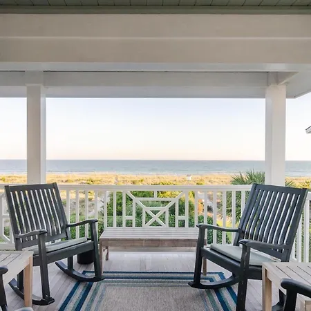 Blake Cottage By Bryant Real Estate
